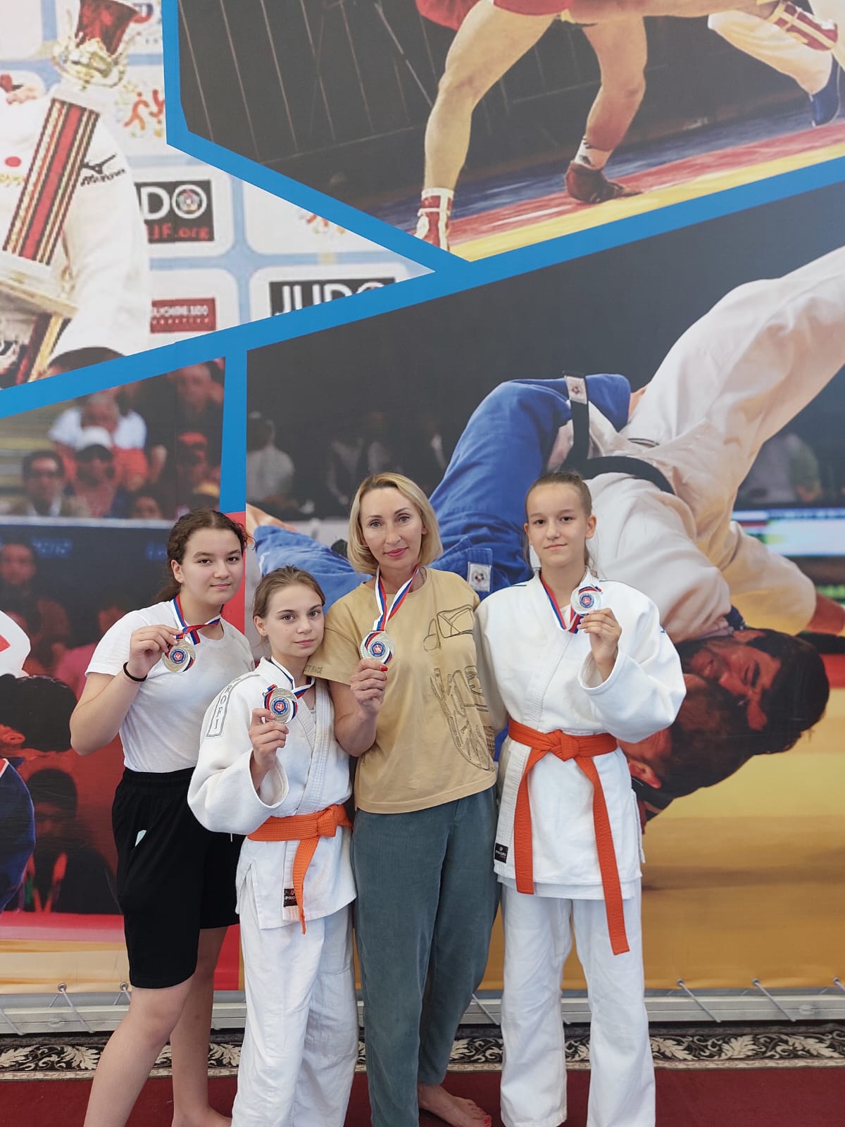 ������� ������������� ������������ �� �����