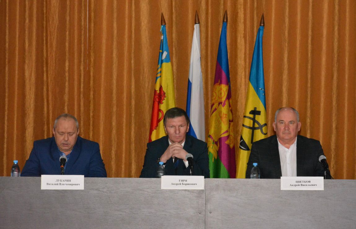 *�������� ������ � ����������� �������� ���������*